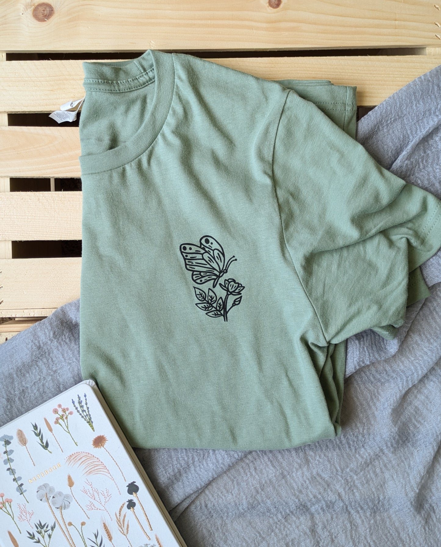 "Adventure Mama" Short Sleeve Tee